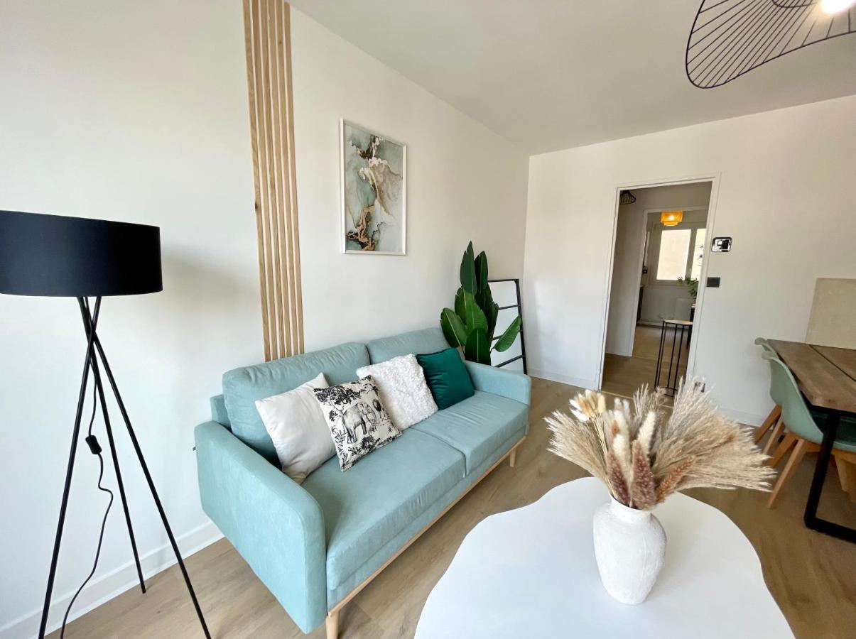 La Douceur Roannaise - Parking Prive Proche Gare Appartement *